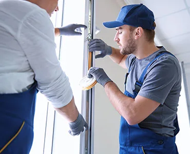 glass repair experts in Vero Beach, FL